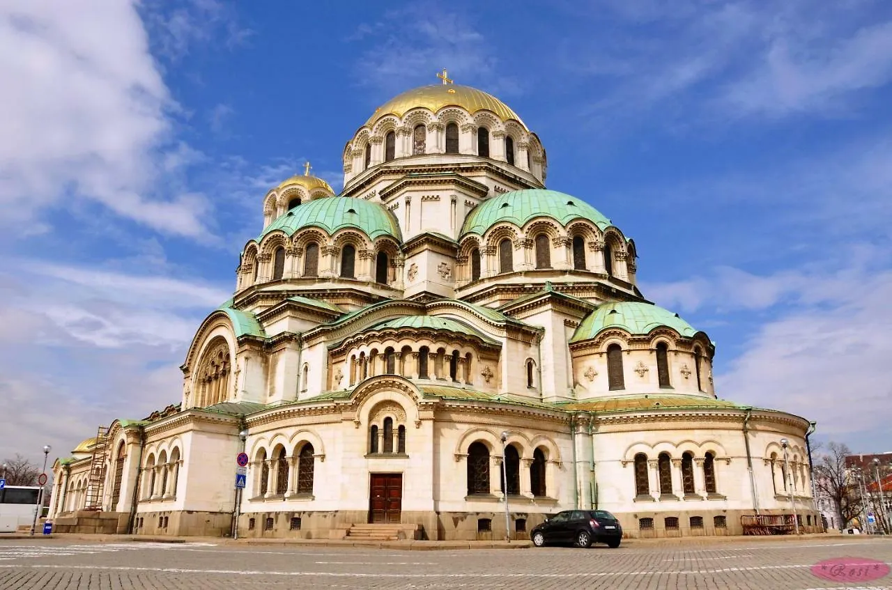 Appartement Charming And Artistic Matryoshka Place In Downtown Hotel Sofia